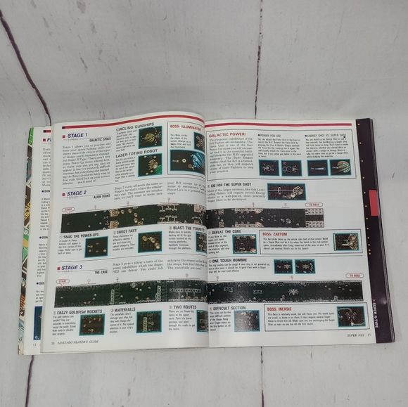 SUPER NES Nintendo Player's Guide 1992 - Picture 3 of 11